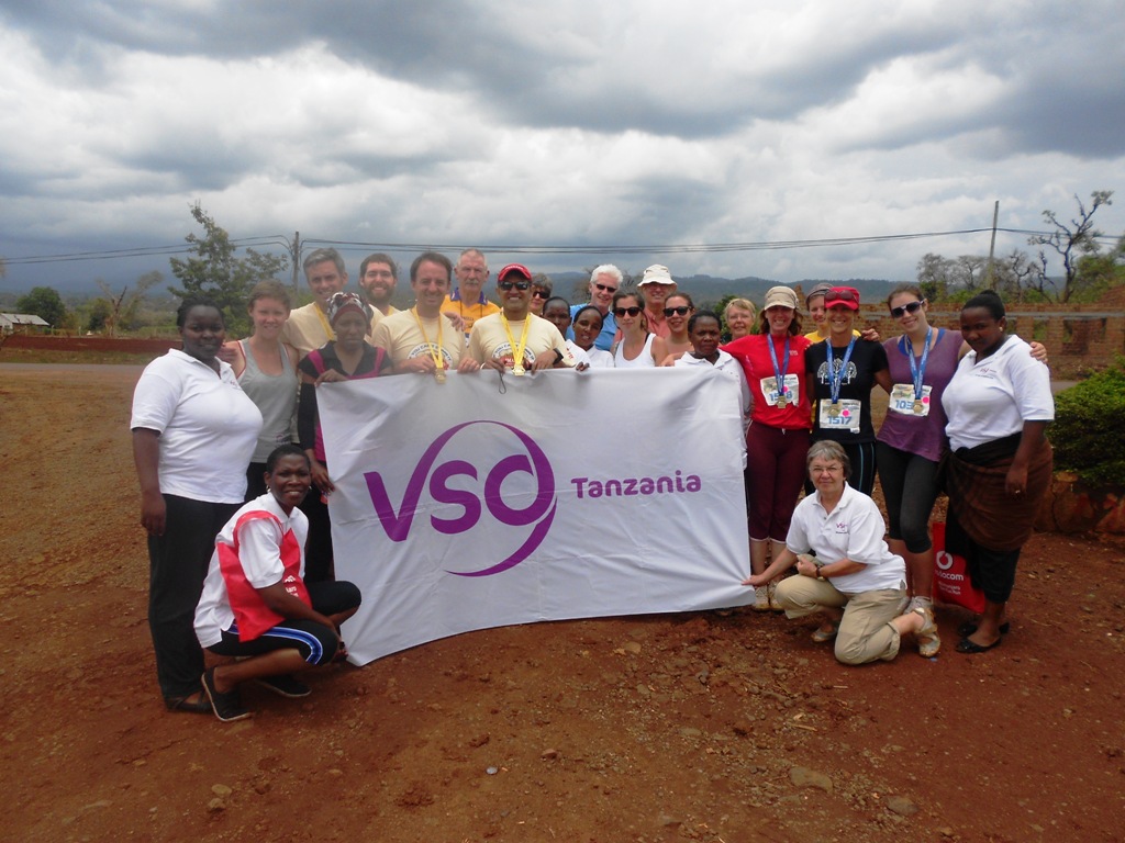 Team-VSO-Tanzania-After-the-Race-in-Moshi (1)